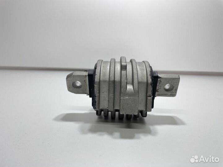 Новая опора кпп Mercedes-Benz w210