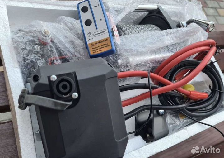 Лебедка электрическая 12v -2720 кг