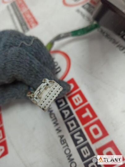 Зеркало правое lexus SC430