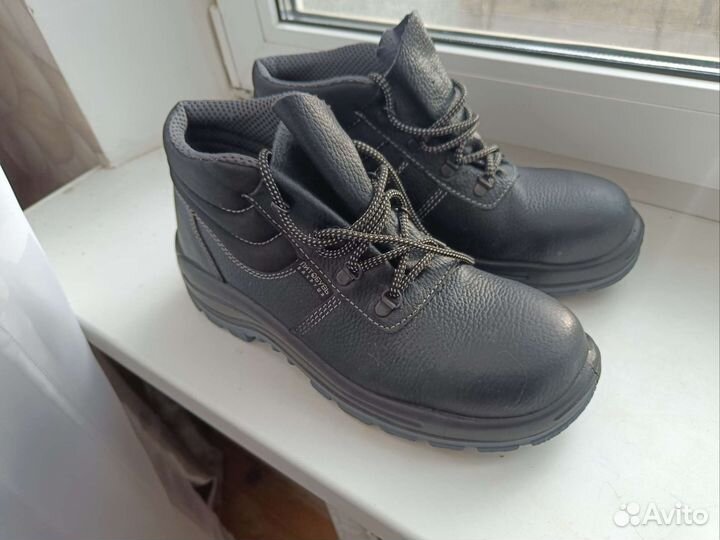 Ботинки рабочие 43 размер