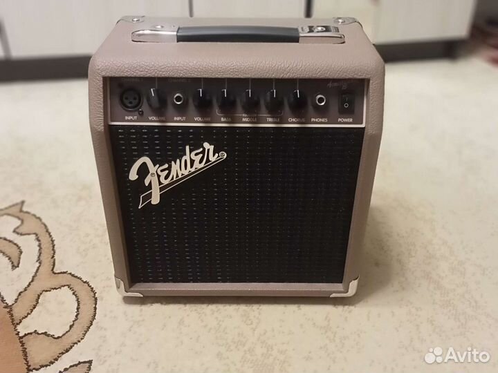 Гитарный комбоусилитель fender