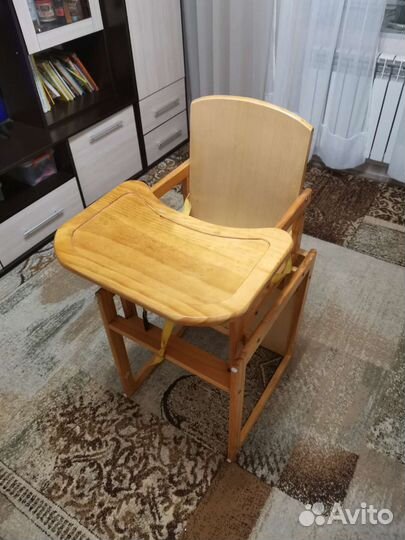 Столик для кормления ребенка