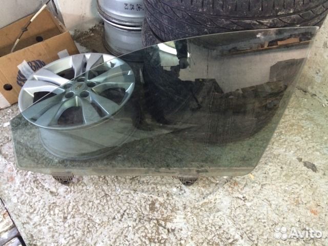 VW Туарег Touareg VW (02-10) Стекло переднее левое