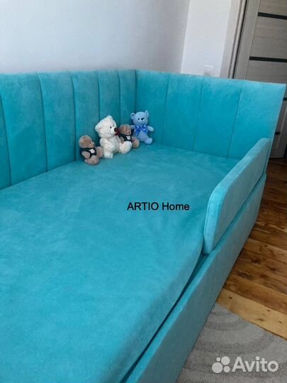 Детская кровать с мягкими бортиками