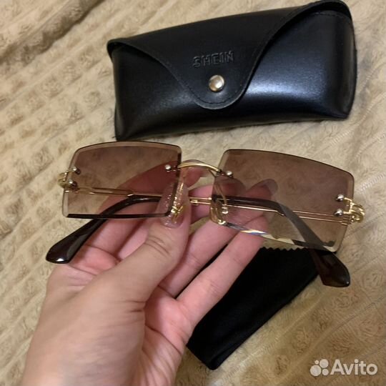 Солнцезащитные очки