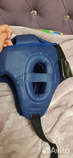 Защитный шлем для единоборств