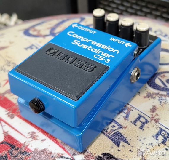 Педаль эффектов Boss CS-3 Compression Sustainer