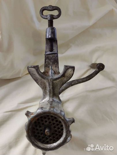 Мясорубка ручная бу