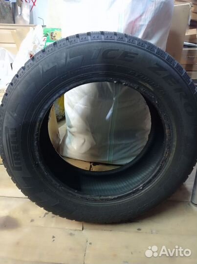 Pirelli Ice Zero 185/65 R15