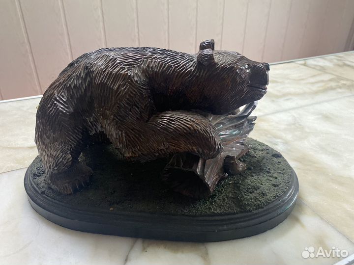 Статуэтка медведь