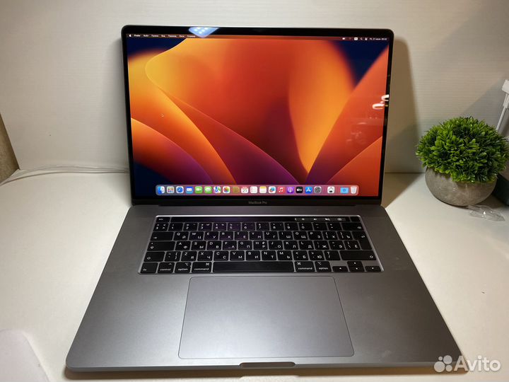 MacBook Pro Pro 16 2019 Ростест i7/16/512 5300M