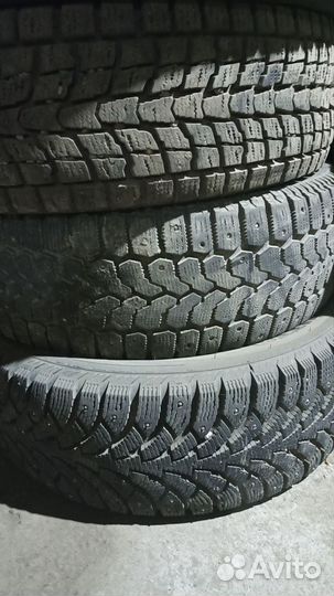 Toyo 800 Ultra 215/65 R16