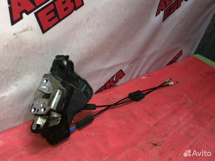 Замок передний правый Тойота Камри V40