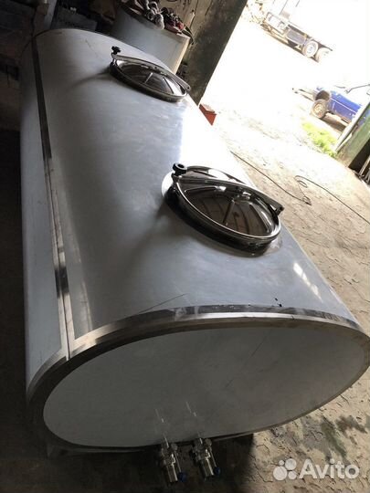 Ёмкость из нержавеющей стали для молока и воды