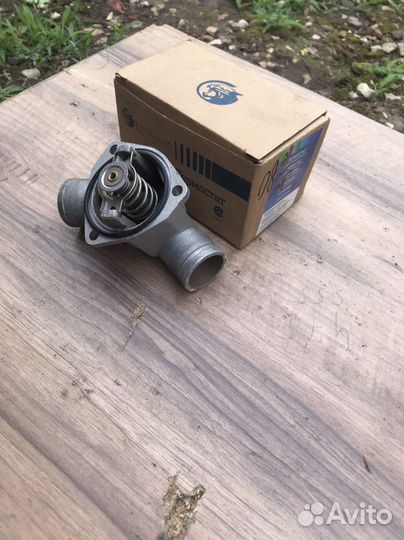 Термостат ваз 2110-15 (8-клапанный мотор)