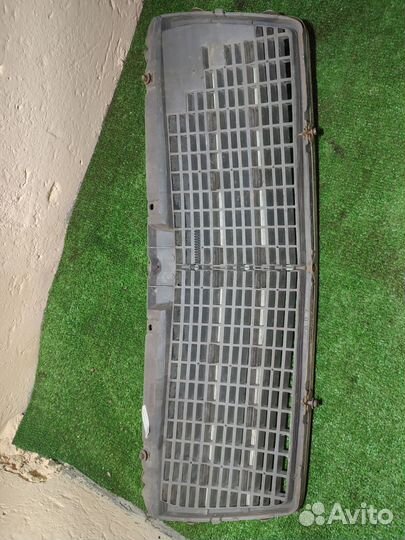 Решётка радиатора Mercedes w210