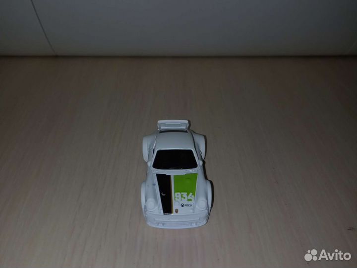 Hot wheels машина
