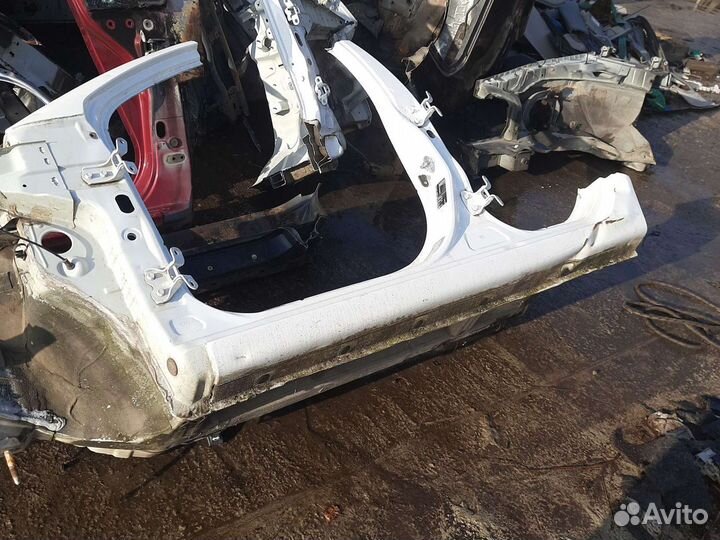 Порог левый Picanto 1