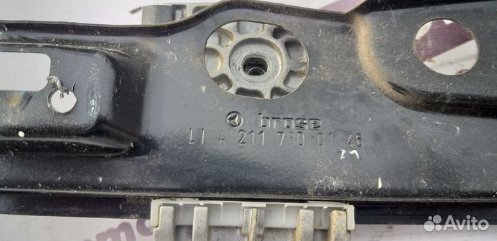 Стеклоподъемник задний левый Mercedes-Benz W211