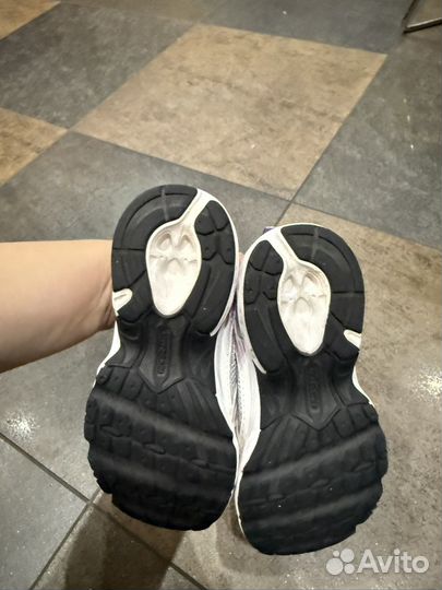 Кроссовки new balance