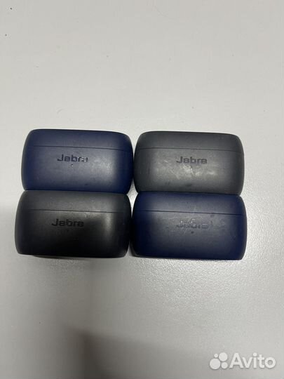 Кейсы для наушников Jabra Elite 2 с дефектами