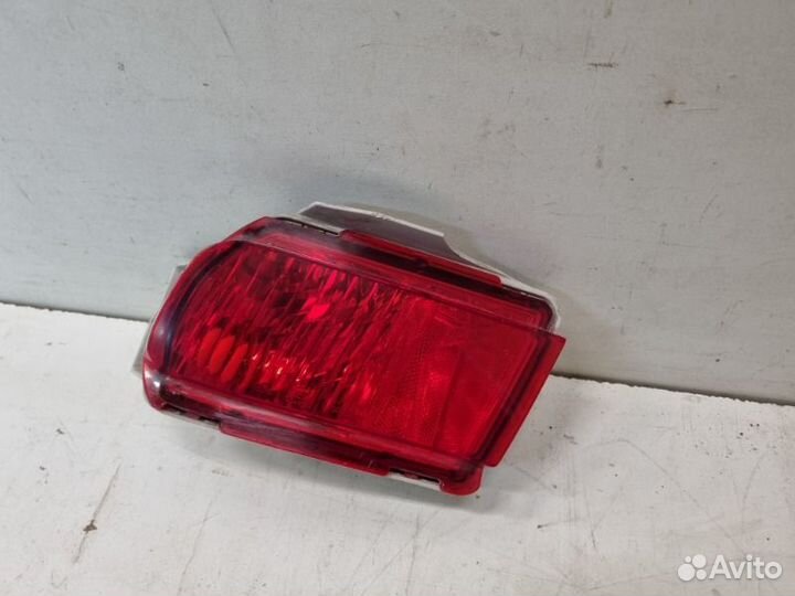 Фонарь противотуманный задний левый Toyota Land