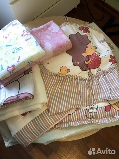 Комплект в детскую кроватку бортики