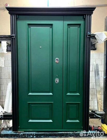 Дверь входная железная