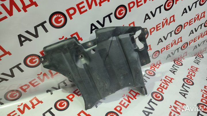 Защита двигателя левая Toyota Corona Premio ST210