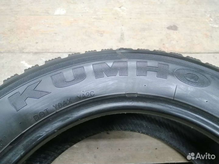 Kumho I'Zen Wis KW19 195/60 R15