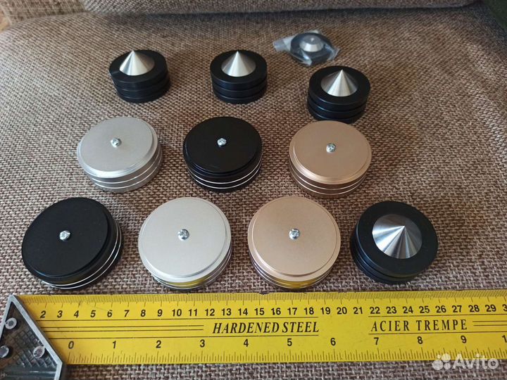 Акустические шипы конусы подставки