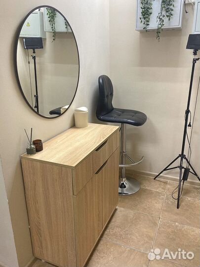 Аренда рабочего места бровиста и визажиста