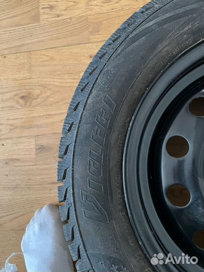 Viatti Brina Nordico V-522 175/65 R14 82T