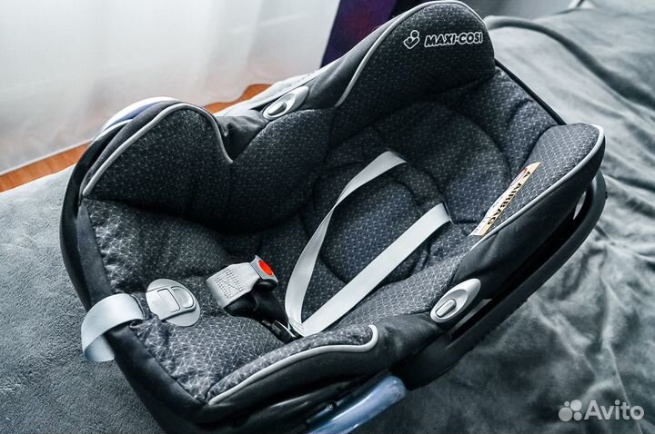 Детское автокресло от 0 maxi cosi