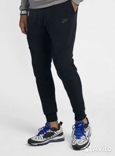 Спортивные штаны Nike Sportswear Tech Fleece