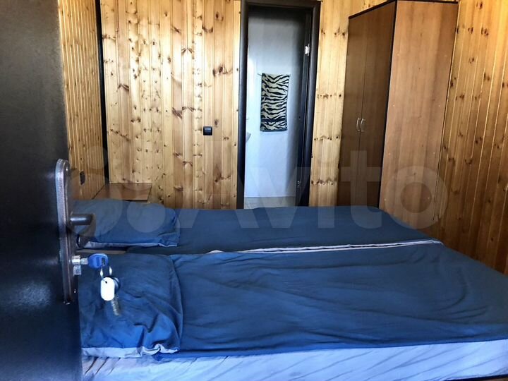 Комната 20 м² в > 9-к., 1/3 эт.