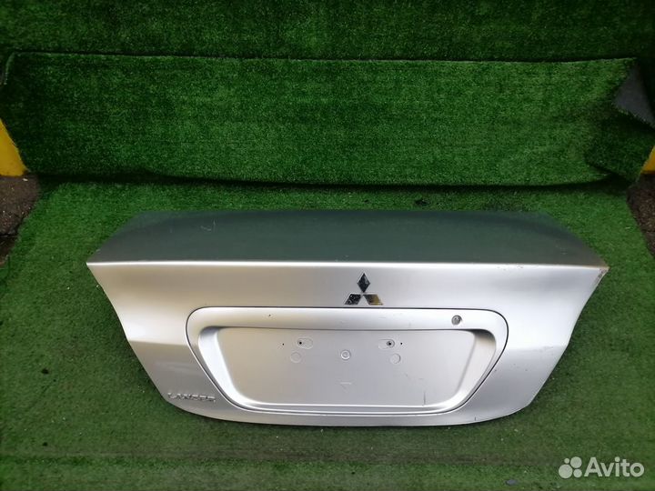 Крышка багажника Mitsubishi Lancer Lancer IX CS2A