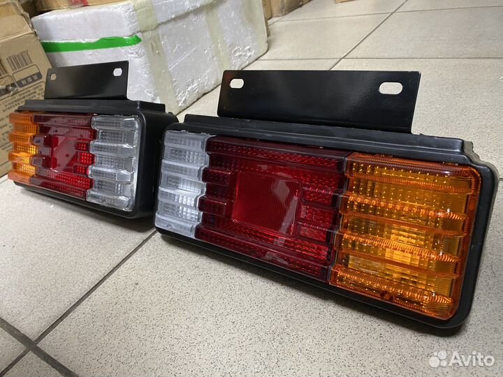 Задние фонари mazda titan, цена за пару