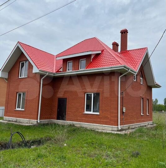 Коттедж 239,4 м² на участке 14 сот.