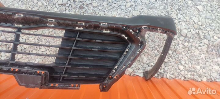 Передня часть бампера Киа rio