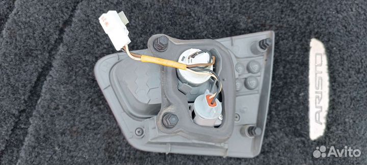 Левый фонарь в крышку багажника Киа Церато 2