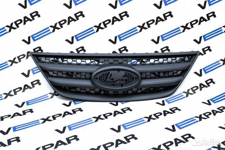 Решетка радиатора Лада Ларгус (нового образца под