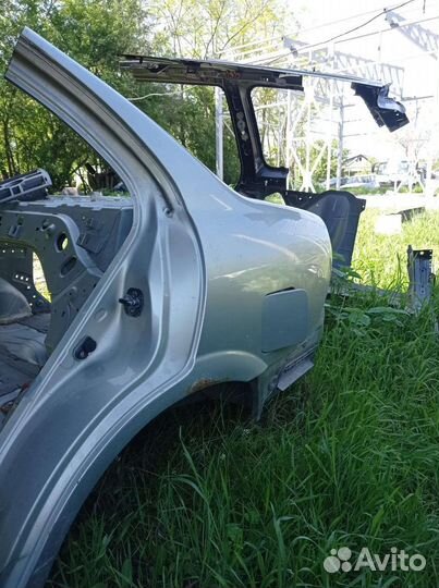 Задняя часть с левым крылом Ниссан Альмера Класик