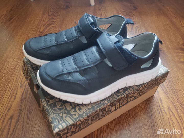 Туфли открытые для мальчика