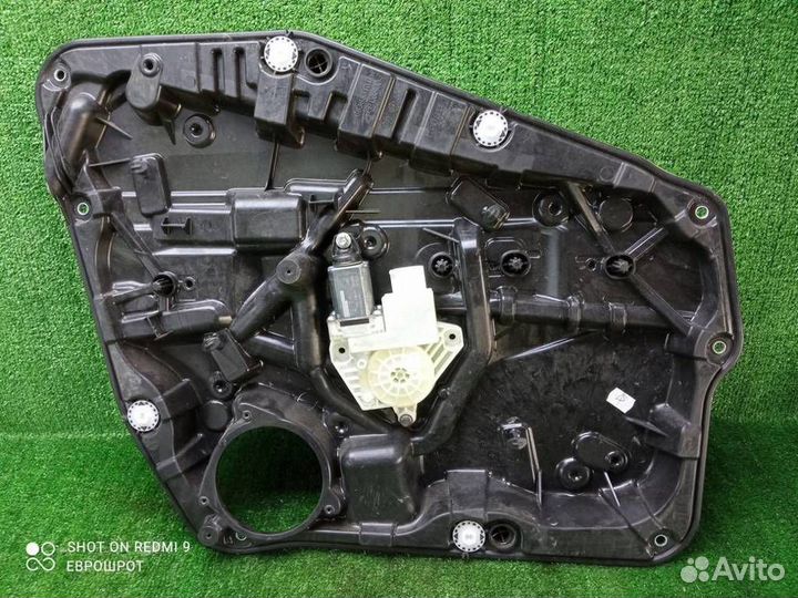 Стеклоподъемник электрический задний правый BMW X