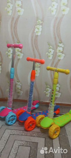 Самокат детский новый