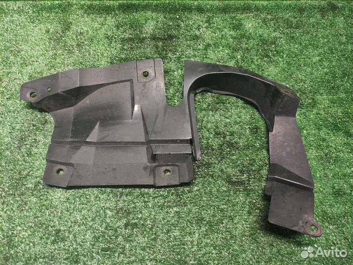 Пыльник двигателя боковой левый Mazda 6 (GG) 2006