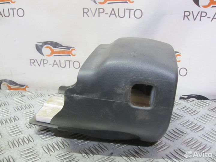 Кожух рулевой колонки Suzuki Liana 2001-2007