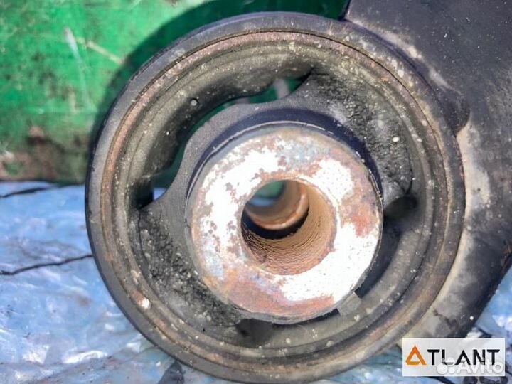 Рычаг передний правый honda stepwgn