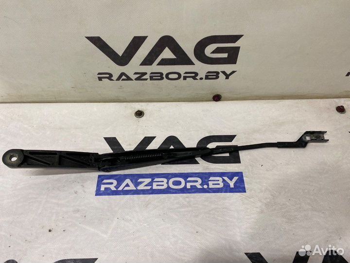 Volkswagen Passat B82015 3G1955409VR142-288